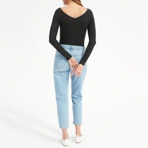 The Pima Micro-Rib Open V-Neck Black & White sm